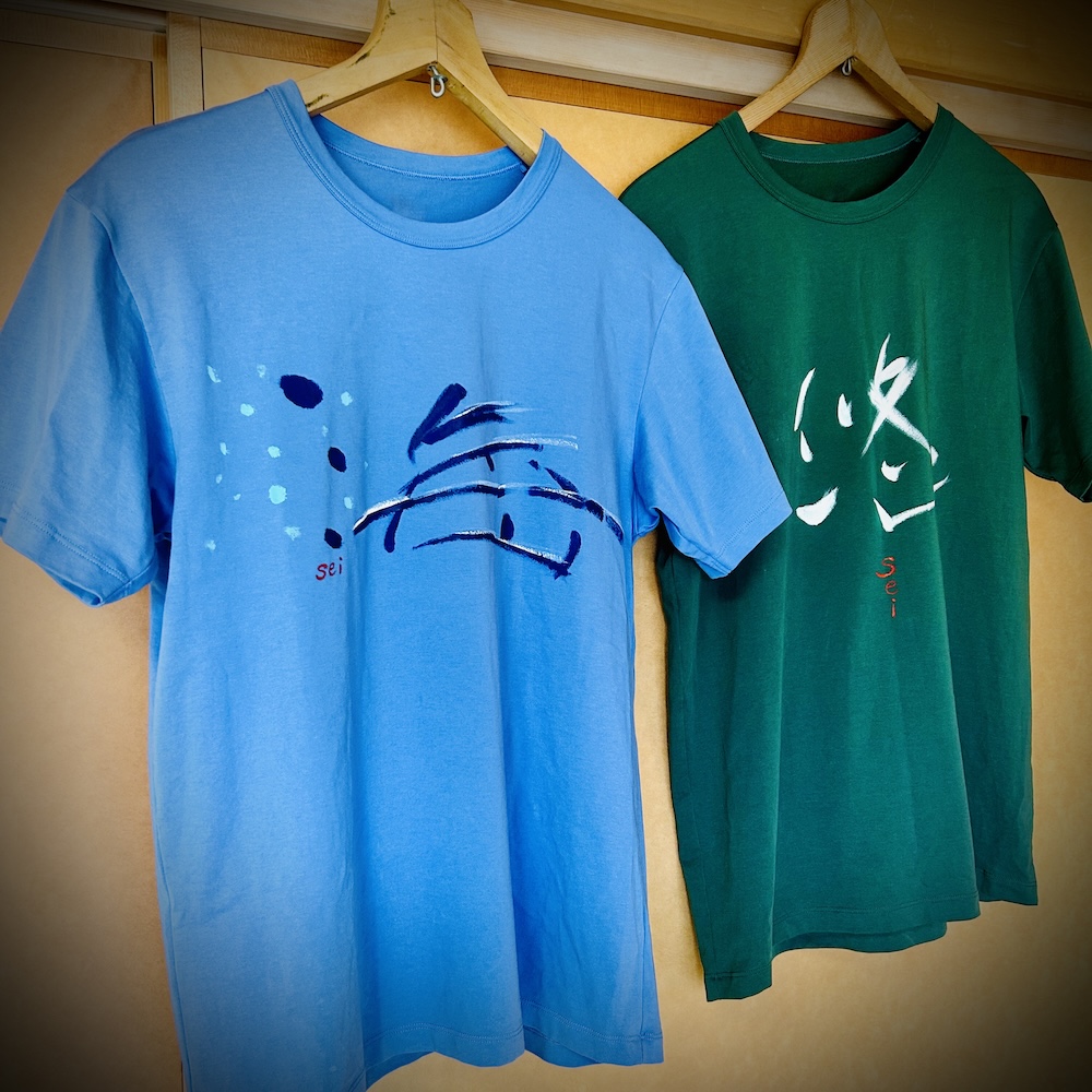 Tシャツ